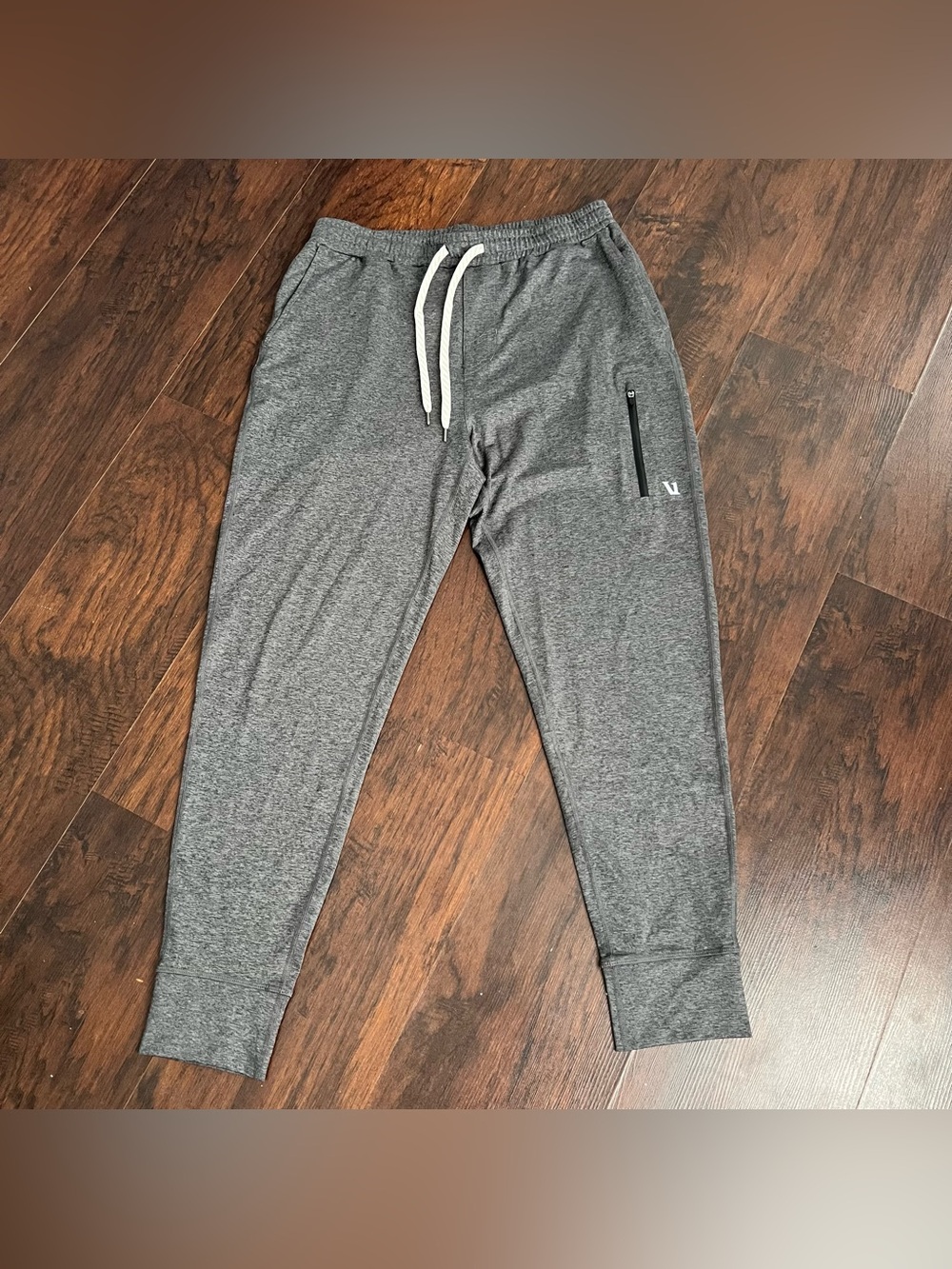 Vuori Sunday Performance Jogger Gray Men's M Zip Pockets